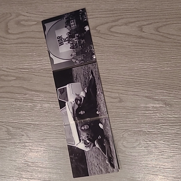 Exellent Condition John & Yoko Plastic Ono Band CD - Picture 2 of 3